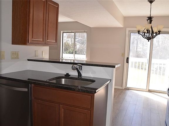 3rd image of 1314 Patti Park #G-2