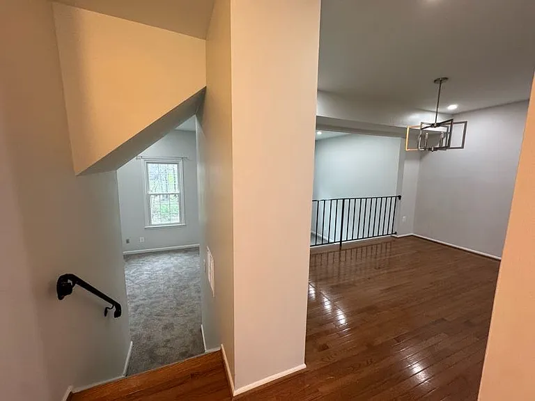 Dining room to living room