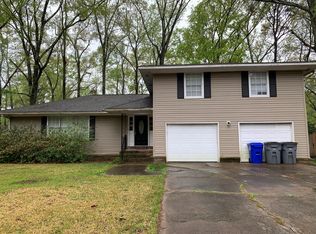 8017 Malden Ave, North Charleston, SC 29420