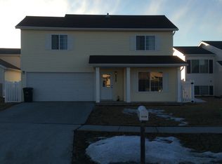 6229 24th St S, Fargo, ND 58104