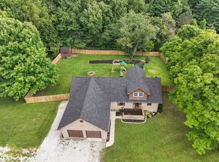 859 E Bunkerhill Rd, Mooresville, IN 46158