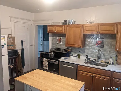 2870 Fairfield Ave #1 Photo 1