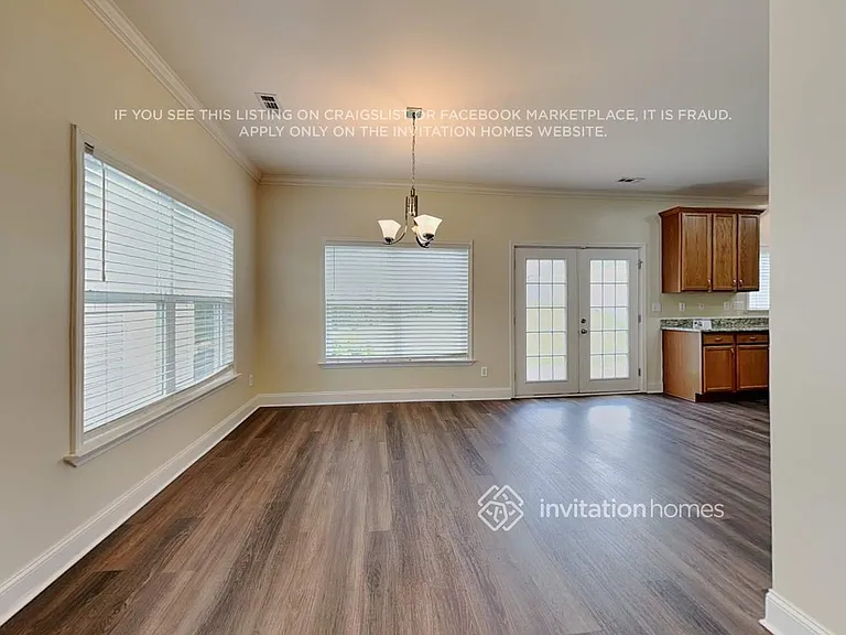 120 Tulip Dr — Photo 6