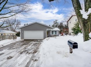 5 Lancaster Ct, Madison, WI 53719