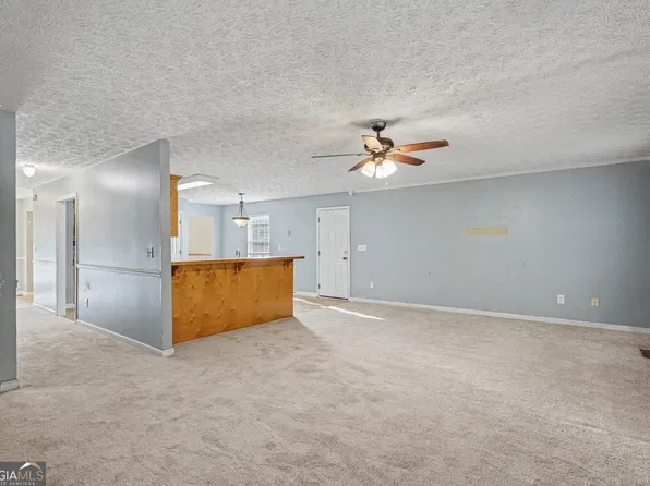 45 Hunters Ridge Ct, Covington, GA 30014