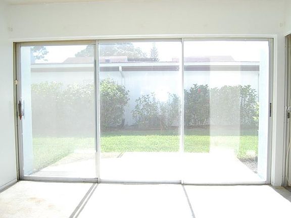 4th image of 2060 Marilyn St APT 106