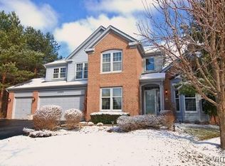 33999 Treeline Ct, Grayslake, IL 60030
