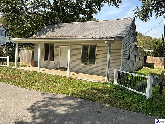 2nd image of 220 Colesburg Rd