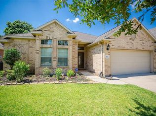 6111 Carnaby Ln, Rosenberg, TX 77471
