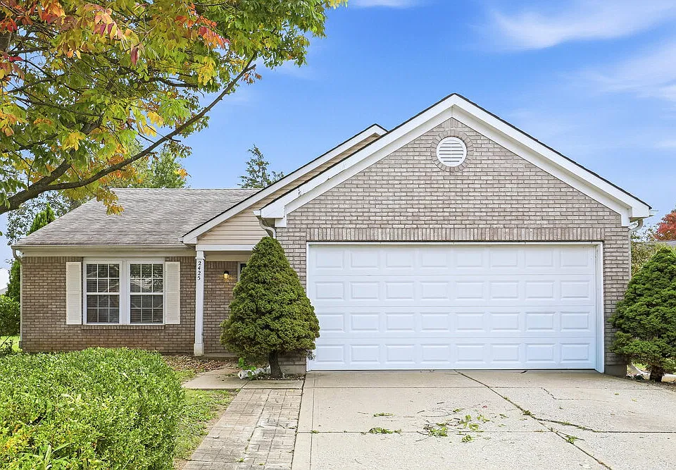 2425 Woodmont Ct