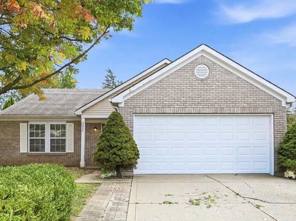 2425 Woodmont Ct, Plainfield, IN 46168