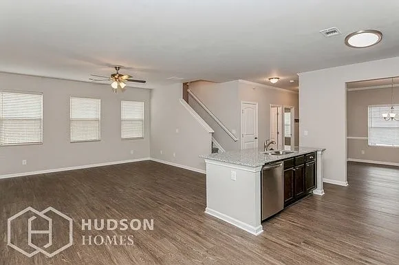 611 Sunflower Dr — Photo 5