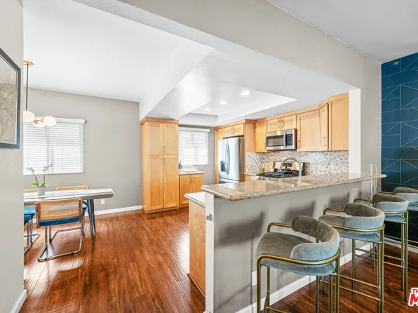 8164 Manitoba St Unit 4, Playa Del Rey, CA 90293