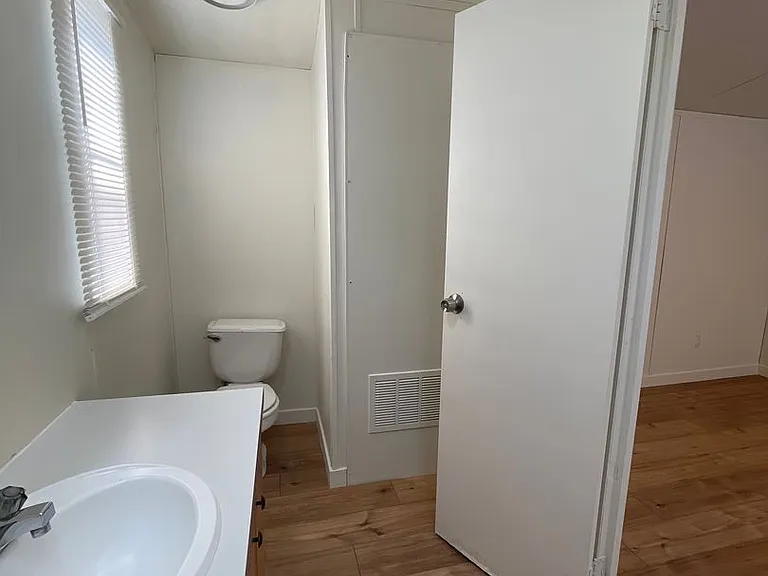 333 N Meldrum St #3 — Photo 7