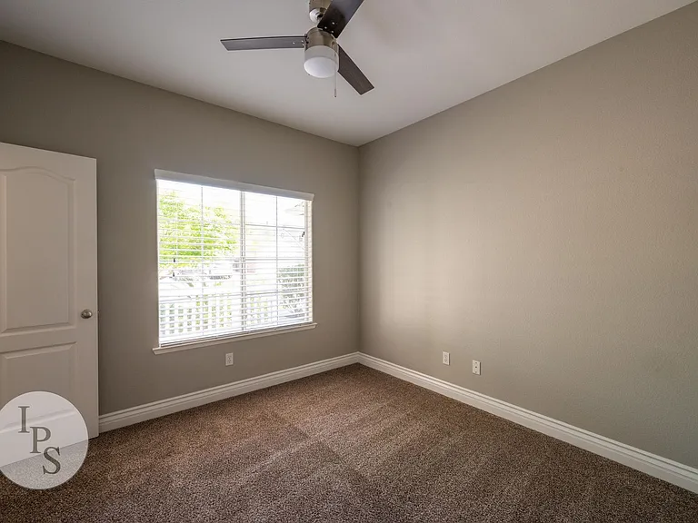4797 W Oswego Ave — Photo 15