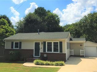 5313 Clearwater Lake Rd, Mount Holly, NC 28120