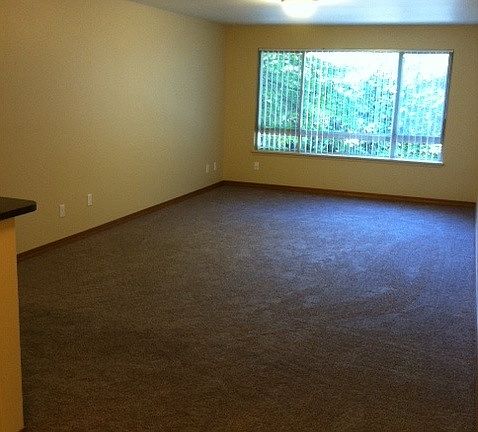 3rd image of 13315 Greenwood Ave N APT 107B