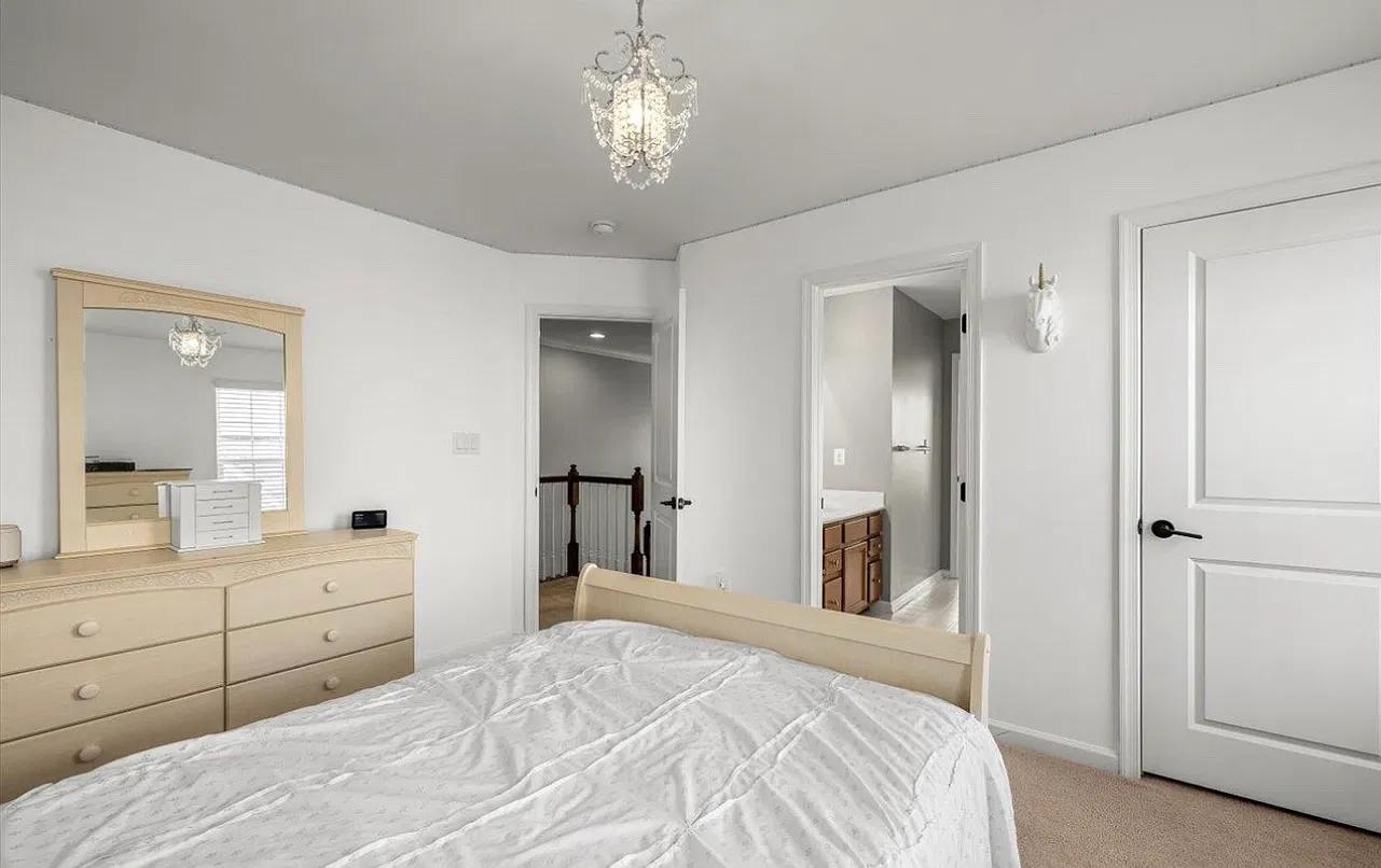 1 bed, $1,000 — Photo 2