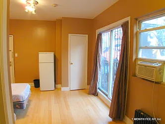 Rented by Bond New York