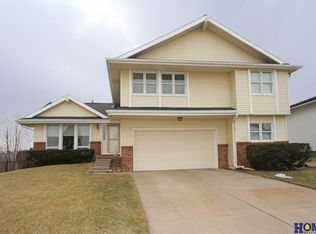 801 W Harvest Dr, Lincoln, NE 68521