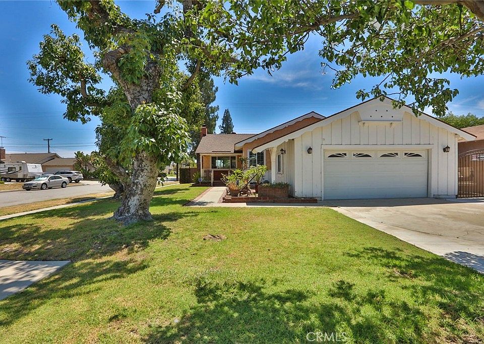 1st image of 9748 Lochinvar Dr