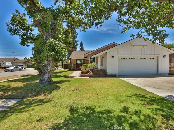 9748 Lochinvar Dr, Pico Rivera, CA 90660
