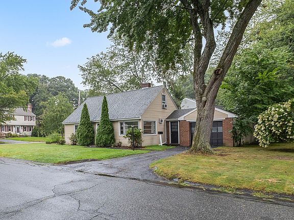 3rd image of 30 Bellridge Dr