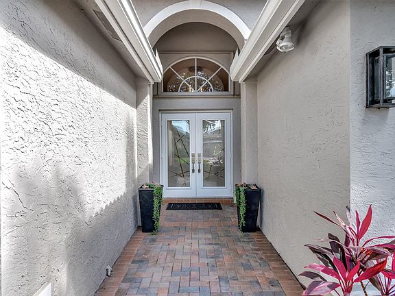 2nd image of 11944 Manzano Avenue
