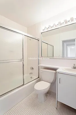 Rented by Mirador Real Estate | media 19