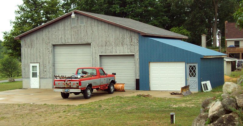 2nd image of 10520 W Rhoby Rd