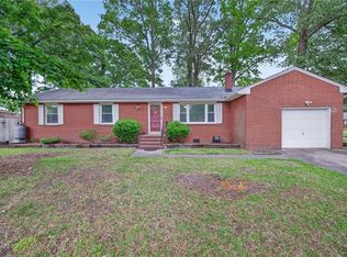 601 Rock Dr, Chesapeake, VA 23323