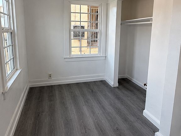 3rd image of 1558 Pine Ave #1558