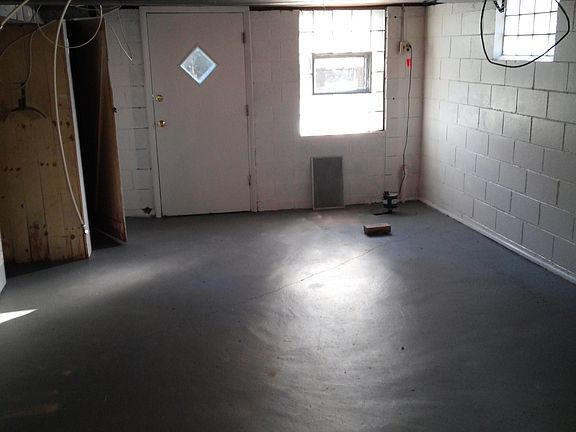 5th image of 8648 Engler Ave