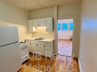 299 Ocean St APT 10, South Portland, ME 04106