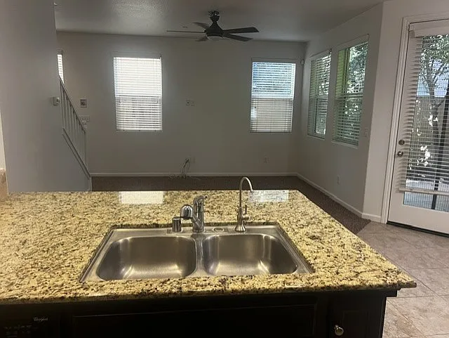3252 W Arbor Dr — Photo 5