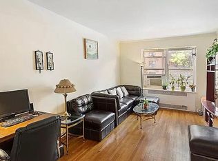23-38 38th St #1LR, Astoria, NY 11105
