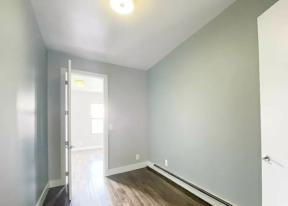 1st image of 582 Mac Donough St #1A