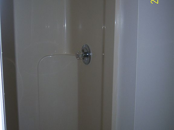 4th image of 144 Centipede Ln