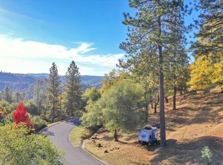 17880 Wallis Dr, Grass Valley, CA 95949