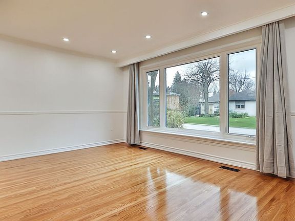 3rd image of 9 Allister Ave