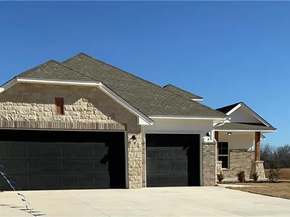 9205 Whitetail Trl, Noble, OK 73068