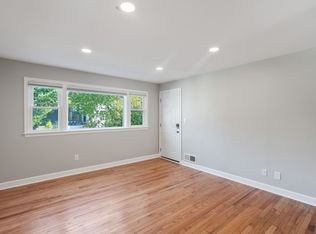 4020 17th St N #2, Arlington, VA 22207
