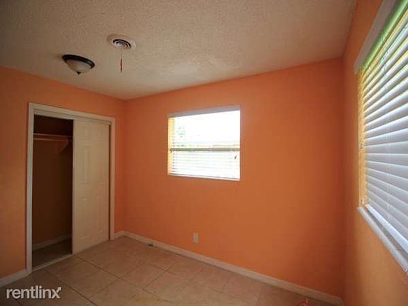 6dfd094b-b2cd-4ec4-95f2-532b8c32cc1f-w_1500-h_1000