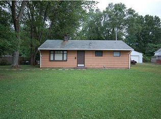 9403 Whipps Mill Rd, Lyndon, KY 40242