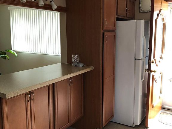 4th image of 7653 E Roosevelt Blvd