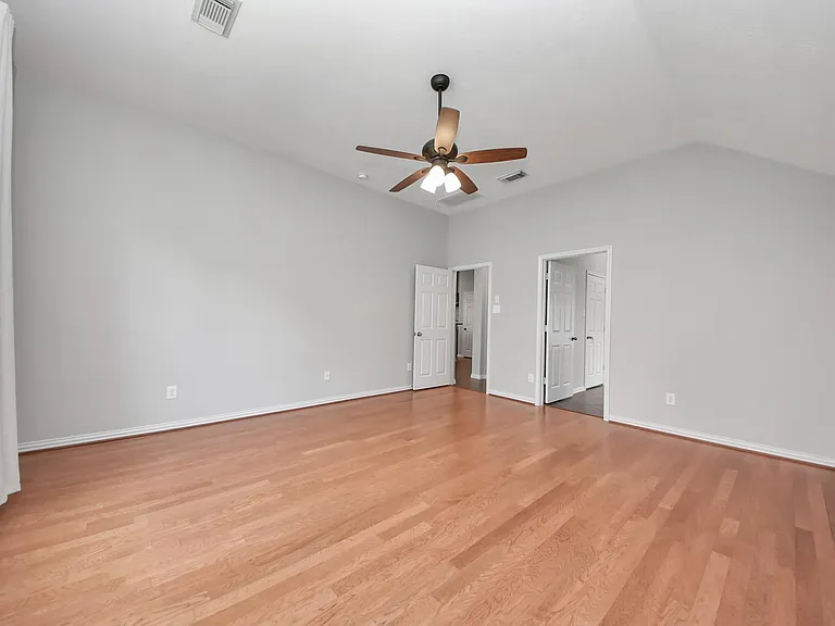 18403 Sierra Falls Ct — Photo 14