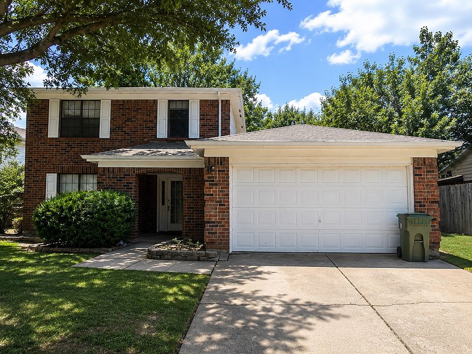 1st image of 616 Valley Spring Dr
