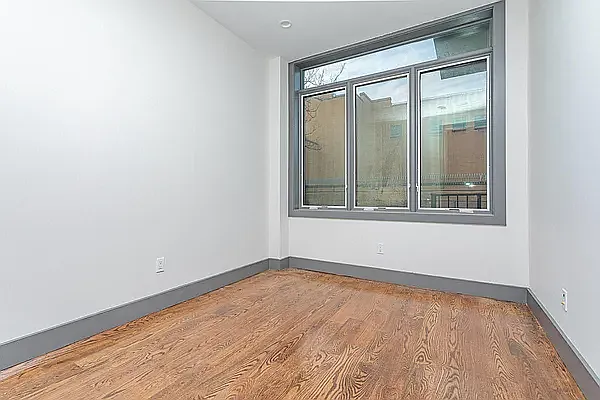 1295 Greene Ave #2A — Photo 7