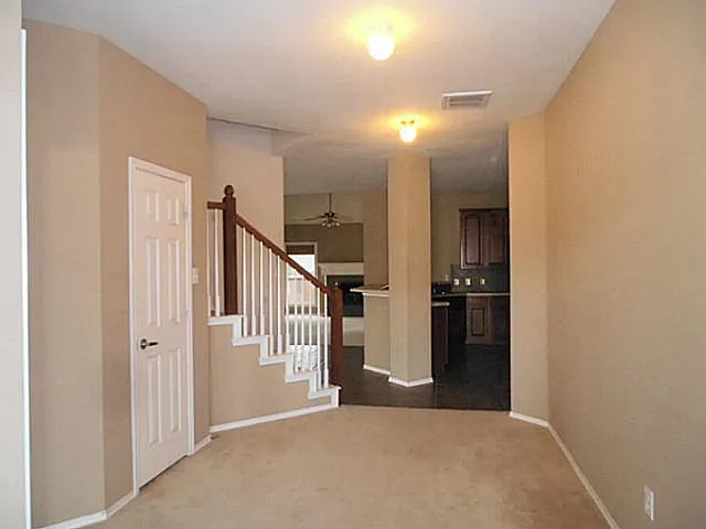 Building Photo - 9841 Wild Ginger Dr