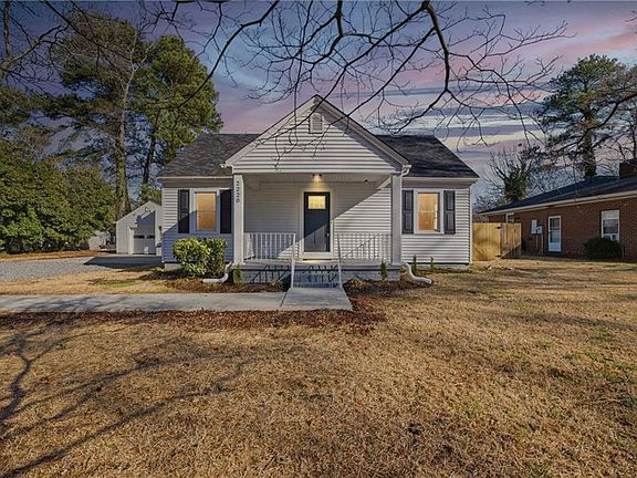 3rd image of 2220 Battery Park Rd